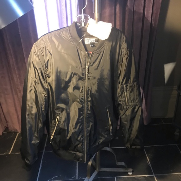 Motogear bomber jacket - Picture 1 of 3